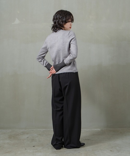 INOIE（イノイエ）の「［INOIE］バイカラーリブカフス・クルーネックカーディガン（ニット/セーター・レディース・グレー・MEDIUM/SMALL）」の13枚目の写真