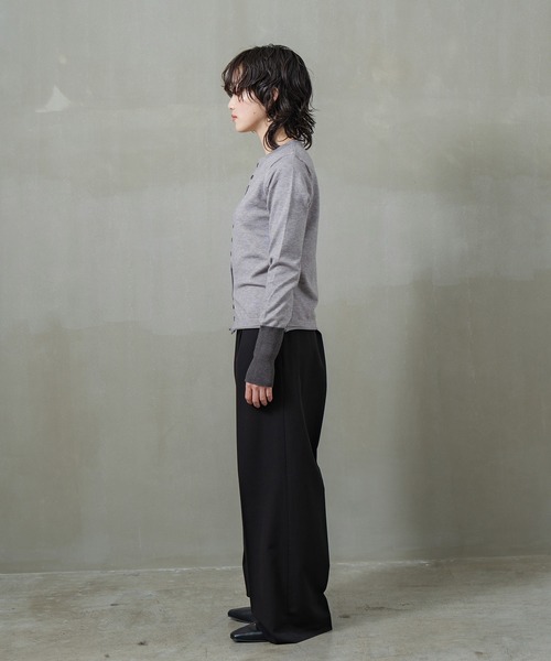INOIE（イノイエ）の「［INOIE］バイカラーリブカフス・クルーネックカーディガン（ニット/セーター・レディース・グレー・MEDIUM/SMALL）」の15枚目の写真