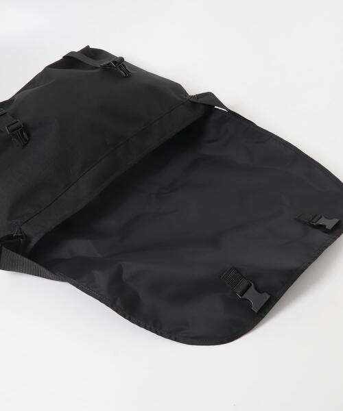OUTDOOR PRODUCTS(アウトドアプロダクツ)の「OUTDOOR PRODUCTS GOFFS(ショルダーバッグ・メンズ・ブラック・ONE)」の6枚目の写真