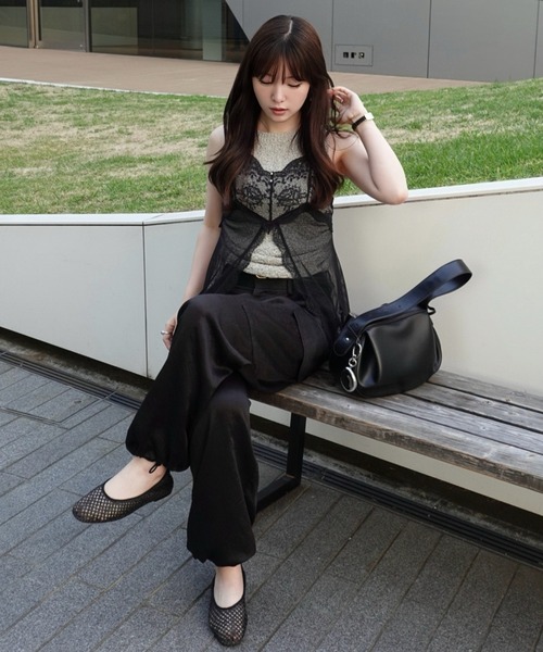 SENEE(セニー)の「shirring soft knit tops(シャーリングソフトニットトップス)(ニット/セーター・レディース・アイボリー/サンドベージュ/ブラック・FREE)」の7枚目の写真