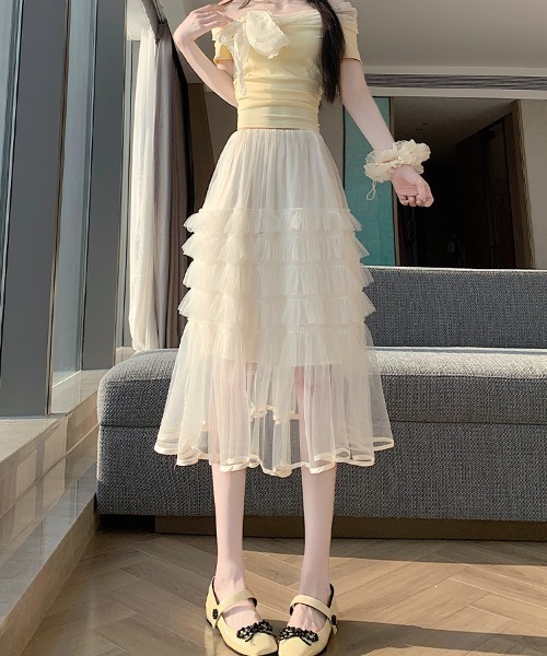 LUCPY(ラクピー)の「ティアードチュールロングスカート(スカート・レディース・ブラック/ホワイト/グレー・X-LARGE/LARGE/MEDIUM/SMALL)」の4枚目の写真