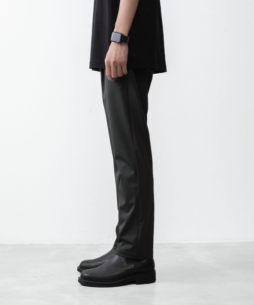 ATTACHMENT（アタッチメント）の「【 LIMITED 】ルカマットツイスト レギュラーフィット イージートラウザーズ / LUCA MATTE TWIST REGULAR FIT EASY TROUSERS（スラックス・メンズ・カーキ/ブラック・3/2/1/4）」の18枚目の写真
