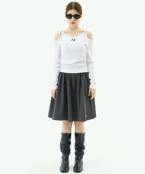 MUCENT（ムセント）の「A'GEM/9 × .kom 『MUCENT/ムセント』NEKI RIBBON OFF SHOULDER TEE/NEKIリボンオフショルダー長袖Tシャツ（Tシャツ/カットソー・レディース・ブラック/ホワイト/グレー・FREE）」の8枚目の写真