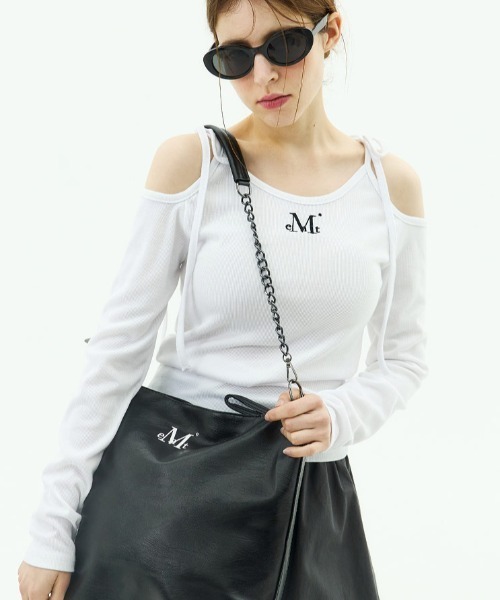 MUCENT（ムセント）の「A'GEM/9 × .kom 『MUCENT/ムセント』NEKI RIBBON OFF SHOULDER TEE/NEKIリボンオフショルダー長袖Tシャツ（Tシャツ/カットソー・レディース・ブラック/ホワイト/グレー・FREE）」の5枚目の写真