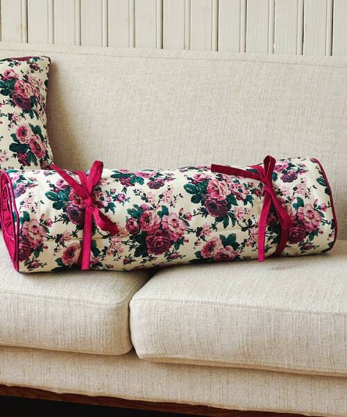 LAURA ASHLEY｜ローラアシュレイのクッション/クッションカバー通販
