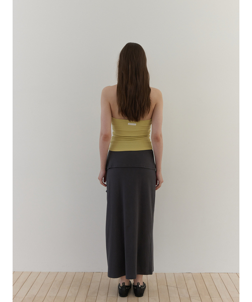 ASURA(アスラ)の「CURVE HALTER SLEEVELESS (MUSTARD)(Tシャツ/カットソー・レディース・その他・OS)」の4枚目の写真