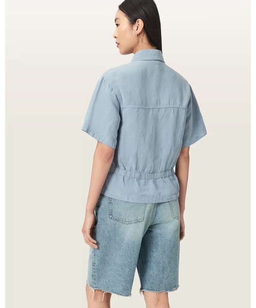 ALLSAINTS(オールセインツ)の「TOVE SHORT SLEEVE LINEN BLEND SHIRT | TOVE 半袖 リネン ブレンド シャツ(シャツ/ブラウス・レディース・ライトブルー・6/8/10/4)」の6枚目の写真