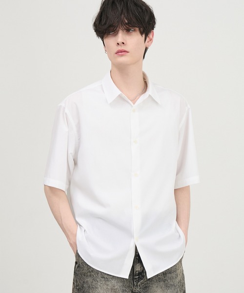 CIYOT(シヨウト)の「【CIYOT】ハイコンフォート ブロード 半袖シャツ <形態安定・吸水速乾>(シャツ/ブラウス・メンズ・ブルー/ホワイト/ブラウン系/チャコールグレー/グレイッシュブルー・M/S/L)」の2枚目の写真