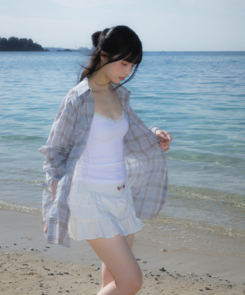ROSEFRANTZ（ロゼフランツ）の「See-through Check Overfit Shirt [Sky Blue]（シャツ/ブラウス・レディース・スカイブルー・OS）」の5枚目の写真