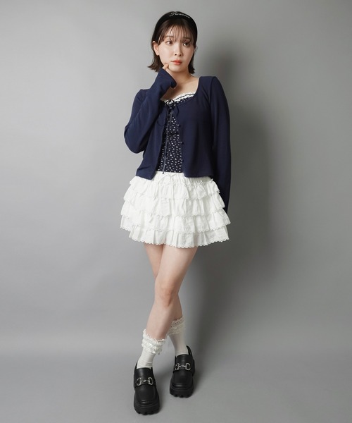 SPINNS(スピンズ)の「【セットアイテム】長袖カーディガン+小花柄キャミソールセット/フライス(カーディガン/ボレロ・レディース・チャコール/ネイビー・ONESIZE)」の9枚目の写真