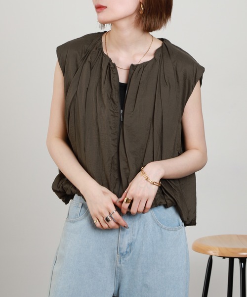 EGLANTINE（エグランティーヌ）の「EGLANTINE バルーンシルエットVネックベスト（ベスト・レディース・カーキ/グレー/ブラック・38）」の19枚目の写真