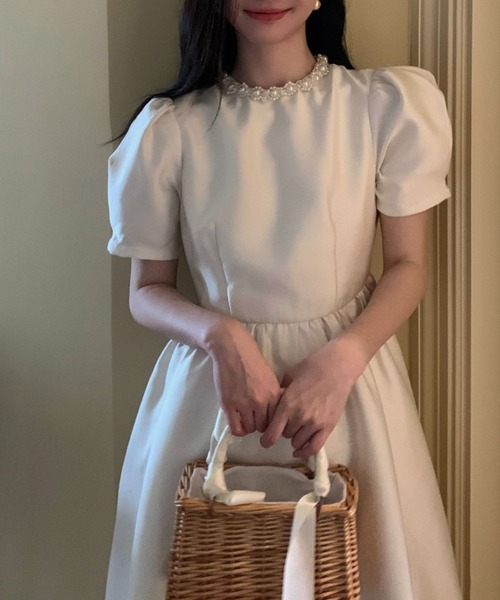 YUGA(ユーガ)の「YUGA_YGMC Korean-style Pearl neck party dress(ドレス・レディース・オフホワイト・S/M)」の7枚目の写真