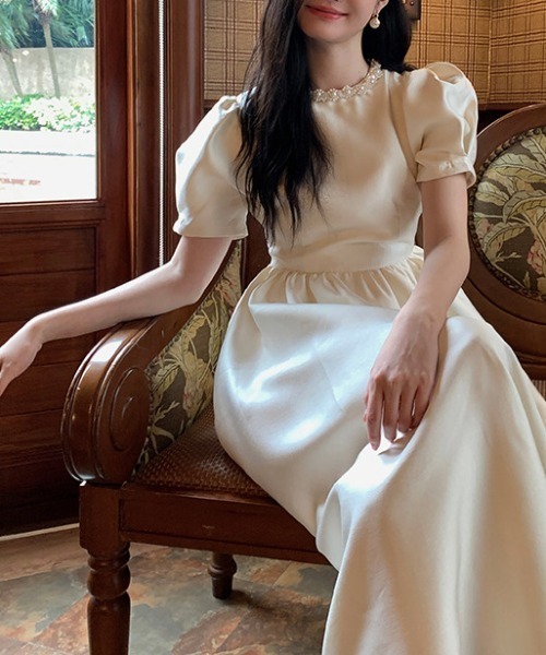 YUGA(ユーガ)の「YUGA_YGMC Korean-style Pearl neck party dress(ドレス・レディース・オフホワイト・S/M)」の11枚目の写真