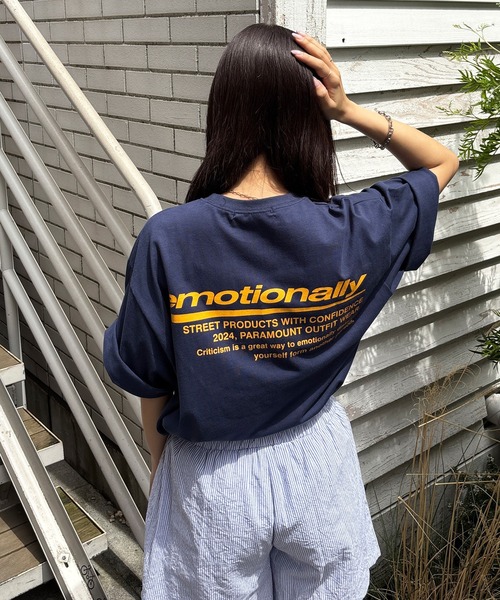ISOOK（アイスー）の「【ISOOK / アイスー】オーバーサイズバックロゴTシャツ / プリントT 半袖 グラフィック 配色 バイカラー ビッグシルエット ルーズ メンズライク ノームコア ZOZOTOWN限定（Tシャツ/カットソー・レディース・グリーン/ネイビー/グレー・FREE）」の3枚目の写真