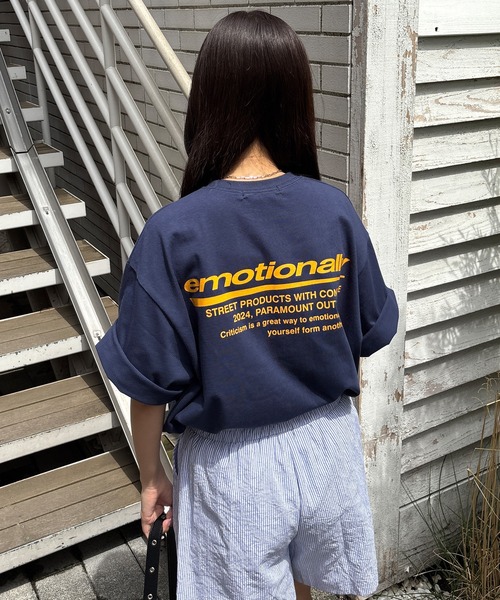 ISOOK（アイスー）の「【ISOOK / アイスー】オーバーサイズバックロゴTシャツ / プリントT 半袖 グラフィック 配色 バイカラー ビッグシルエット ルーズ メンズライク ノームコア ZOZOTOWN限定（Tシャツ/カットソー・レディース・グリーン/ネイビー/グレー・FREE）」の6枚目の写真