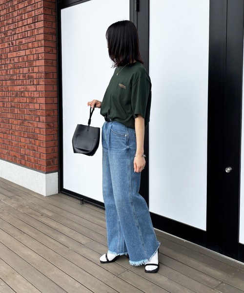 ISOOK（アイスー）の「【ISOOK / アイスー】オーバーサイズバックロゴTシャツ / プリントT 半袖 グラフィック 配色 バイカラー ビッグシルエット ルーズ メンズライク ノームコア ZOZOTOWN限定（Tシャツ/カットソー・レディース・グリーン/ネイビー/グレー・FREE）」の20枚目の写真