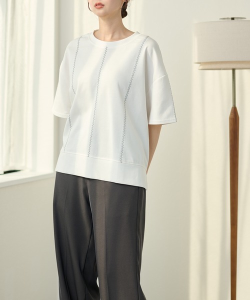 DAYRA(デイラ)の「ジグザグ ステッチ ゆる 半袖 トップス(Tシャツ/カットソー・レディース・グリーン/ホワイト/ブラック・FREE)」の15枚目の写真