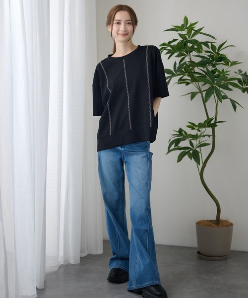DAYRA(デイラ)の「ジグザグ ステッチ ゆる 半袖 トップス(Tシャツ/カットソー・レディース・グリーン/ホワイト/ブラック・FREE)」の4枚目の写真
