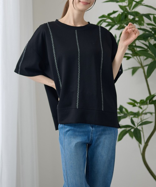 DAYRA(デイラ)の「ジグザグ ステッチ ゆる 半袖 トップス(Tシャツ/カットソー・レディース・グリーン/ホワイト/ブラック・FREE)」の5枚目の写真