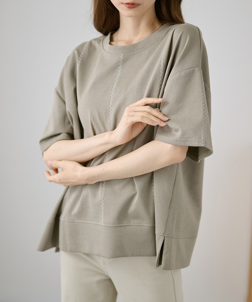 DAYRA(デイラ)の「ジグザグ ステッチ ゆる 半袖 トップス(Tシャツ/カットソー・レディース・グリーン/ホワイト/ブラック・FREE)」の10枚目の写真