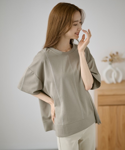 DAYRA(デイラ)の「ジグザグ ステッチ ゆる 半袖 トップス(Tシャツ/カットソー・レディース・グリーン/ホワイト/ブラック・FREE)」の11枚目の写真