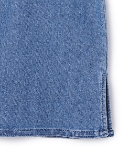 UNFILO(アンフィーロ)の「【野呂佳代さん着用】UNFILO DENIM light ノースリーブブラウス(シャツ/ブラウス・レディース・ネイビー系/サックスブルー系/ベージュ系・SMALL/MEDIUM)」の16枚目の写真