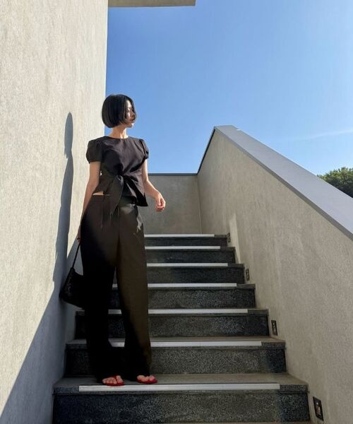 DEHEVE（デヘヴェ）の「Wrap Drape Blouse [Black]（シャツ/ブラウス・レディース・ブラック・SMALL/MEDIUM）」の17枚目の写真