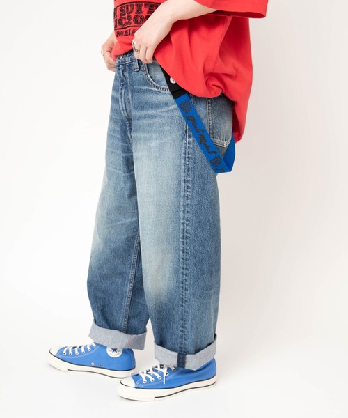 RNA(アールエヌエー)の「R4478 【PINKMOTEL】BIGサスペンダーパンツ(デニムパンツ・レディース・インディゴブルー・MEDIUM)」の22枚目の写真