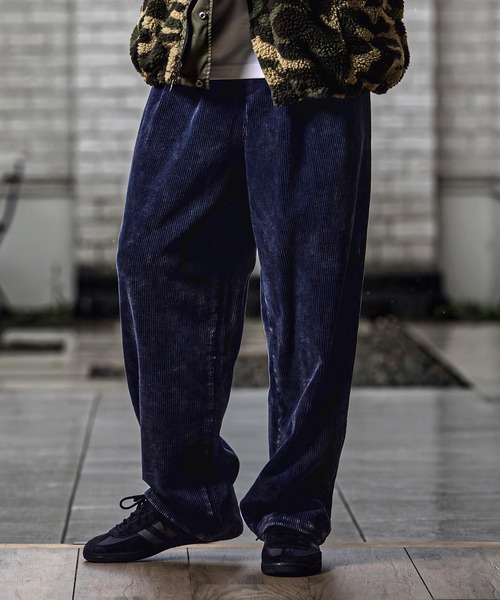 CAMBIO（カンビオ）の「mp15148- Chemical Wash Corduroy Belted Pants ワイドパンツ(MIU-262-010)（その他パンツ・メンズ・ネイビー系/ブラック系その他・L/M/S）」の2枚目の写真