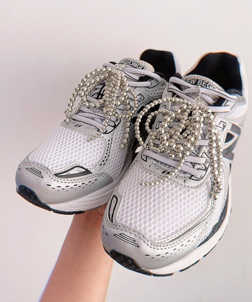 UP START(アップスタート)の「【Bls】【ZA】【Bling Leads】メタルパールスニーカー アクセサリー(BL)(シューズアクセサリー・レディース・シルバー・FREE)」の2枚目の写真