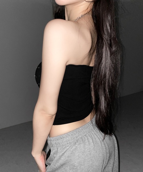 me+em select(ミームセレクト)の「【 3color 】ラインストーンスリムフィットベアトップ / Rhinestone slim fit bare top(チューブトップ・レディース・ホワイト/グレー/ブラック・FREE)」の13枚目の写真