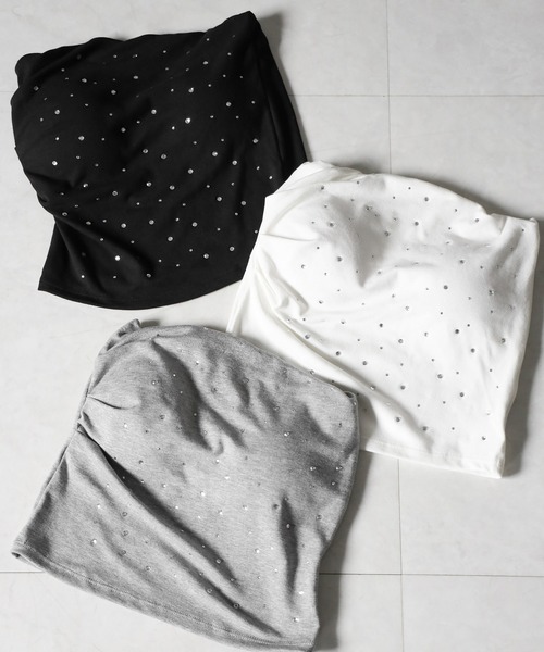 me+em select(ミームセレクト)の「【 3color 】ラインストーンスリムフィットベアトップ / Rhinestone slim fit bare top(チューブトップ・レディース・ホワイト/グレー/ブラック・FREE)」の4枚目の写真