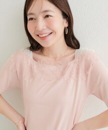 オフショル風レースプルオーバー