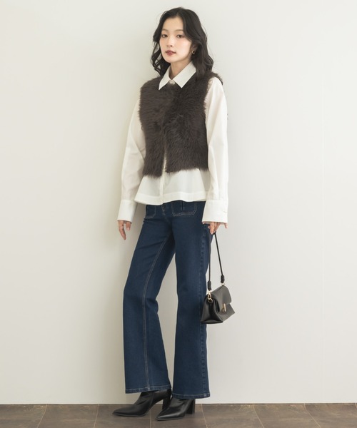 NEUNA(ヌナ)の「【AW collection 第1弾! 仕立ての美しさに、心ときめく一枚 】メタルカフスペプラムシャツ(シャツ/ブラウス・レディース・ブラック/ベージュ/オフホワイト・FREE)」の14枚目の写真