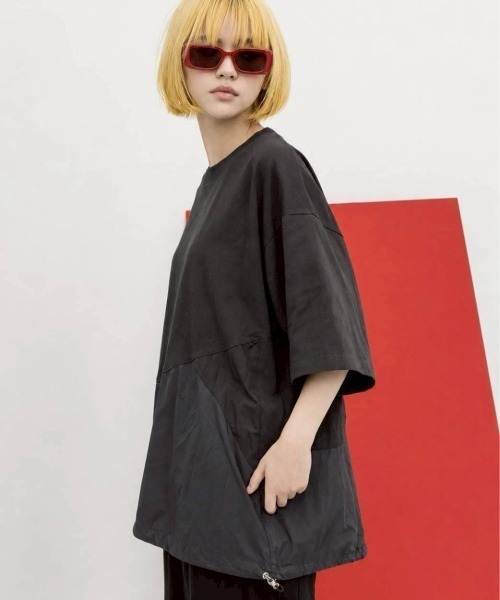 KAMINARI_TOKIO(カミナリトキオ)の「異素材ドローコードZIPポケットTシャツ(Tシャツ/カットソー・レディース・チャコールグレー/ブラック・FREE)」の13枚目の写真