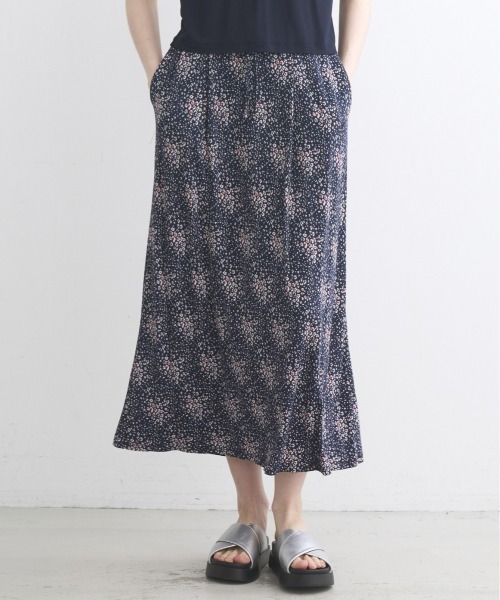 three dots(スリードッツ)の「トラベルラインロングスカート(スカート・レディース・マルチ・X-SMALL/SMALL/MEDIUM)」の8枚目の写真