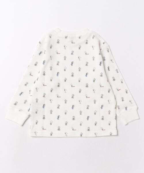 DENIM DUNGAREE(デニムダンガリー)の「Waffle SNOOPY Tee(Tシャツ/カットソー・キッズ・ホワイト・105cm/115cm/125cm)」の2枚目の写真