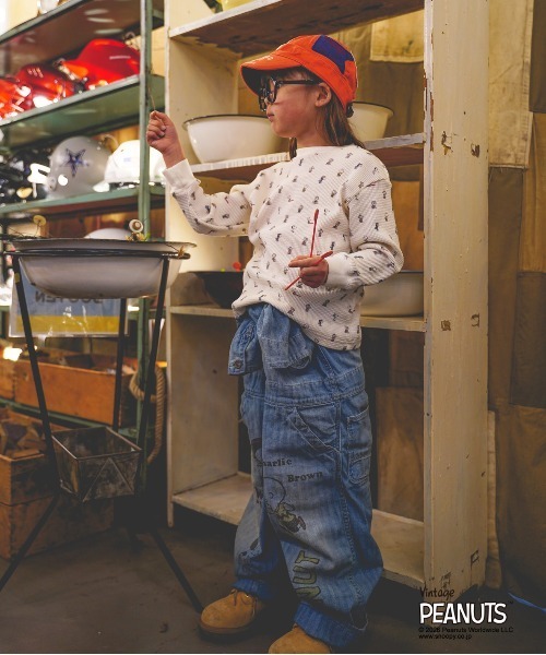 DENIM DUNGAREE(デニムダンガリー)の「Waffle SNOOPY Tee(Tシャツ/カットソー・キッズ・ホワイト・105cm/115cm/125cm)」の4枚目の写真