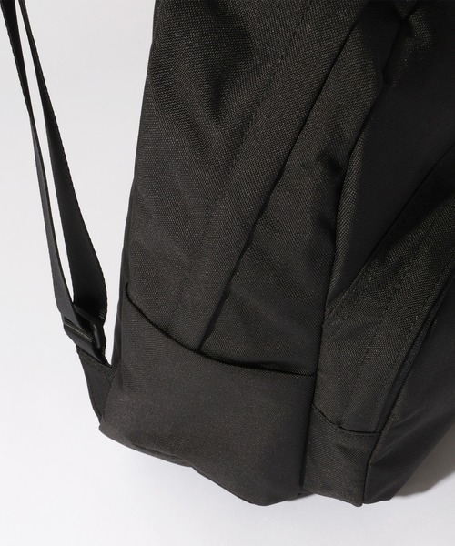 THE NORTH FACE(ザノースフェイス)の「【THE NORTH FACE/ザノースフェイス】TNF DAY PACK MINI / ミニ バックパック(バックパック/リュック・レディース・ブラック/ベージュ・FREE)」の18枚目の写真