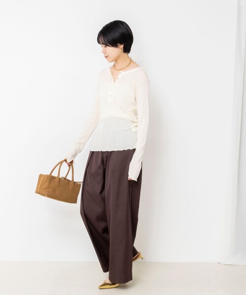 NOLLEY’S(ノーリーズ)の「MY STANDARDウォッシャブルリブヘンリー2WAYプルオーバー(Tシャツ/カットソー・レディース・ライトグレー/レッド/オフホワイト/ベビーピンク・FREE)」の9枚目の写真