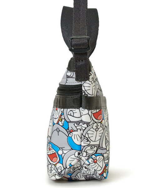 LeSportsac(レスポートサック)の「【DORAEMON】MINI CROSSBODY(ショルダーバッグ・レディース・グレー・FREE)」の5枚目の写真