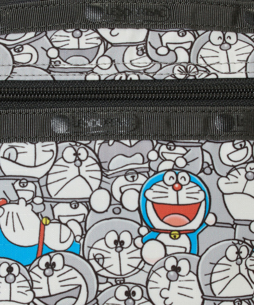 LeSportsac(レスポートサック)の「【DORAEMON】MINI CROSSBODY(ショルダーバッグ・レディース・グレー・FREE)」の11枚目の写真