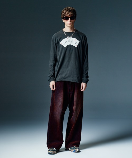 glamb(グラム)の「Good Luck Card Cutsew / グッドラックカードカットソー(Tシャツ/カットソー・メンズ・チャコール/ホワイト/グリーン・M/S/L)」の4枚目の写真