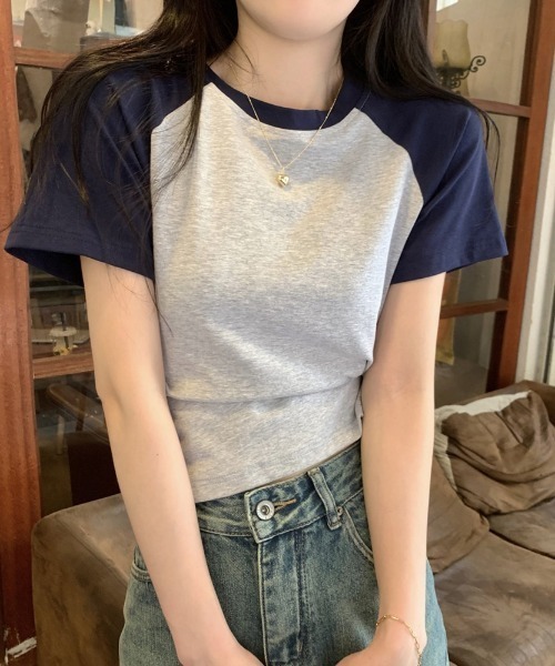 Girly Doll(ガーリードール)の「ラグランスリーブTシャツ(Tシャツ/カットソー・レディース・ダークグレー/ホワイト/グレー/ネイビー/ベージュ・FREE)」の5枚目の写真