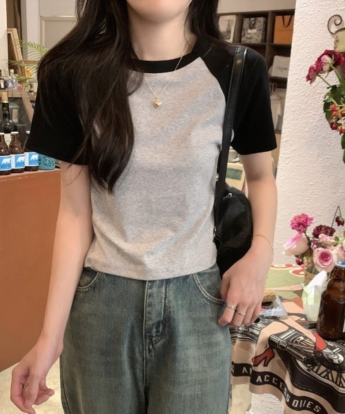 Girly Doll(ガーリードール)の「ラグランスリーブTシャツ(Tシャツ/カットソー・レディース・ダークグレー/ホワイト/グレー/ネイビー/ベージュ・FREE)」の8枚目の写真
