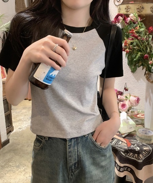 Girly Doll(ガーリードール)の「ラグランスリーブTシャツ(Tシャツ/カットソー・レディース・ダークグレー/ホワイト/グレー/ネイビー/ベージュ・FREE)」の10枚目の写真