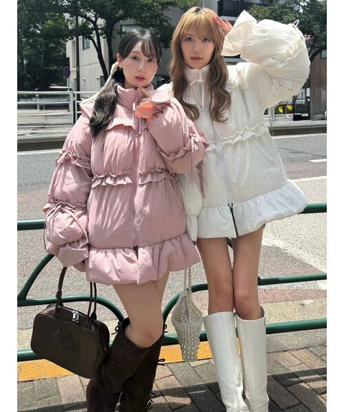 CALNAMUR(カルナムール)の「フリルリボンパフジャケット(ダウンジャケット/コート・レディース・ピンク/ホワイト/ブラック・FREE)」の18枚目の写真