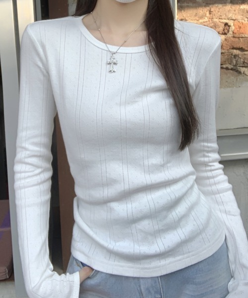 mebole(メボレ)の「simple long sleeve top(Tシャツ/カットソー・レディース・ホワイト・FREE)」の6枚目の写真