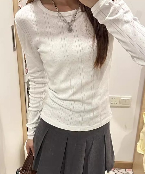 mebole(メボレ)の「simple long sleeve top(Tシャツ/カットソー・レディース・ホワイト・FREE)」の11枚目の写真