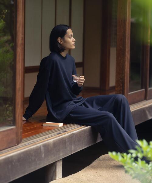 TOHA(トハ)の「リカバリーウェアカットソー長袖/ロングパンツ(ルームウェア/パジャマ・メンズ・チャコールグレー/ネイビー/ブラウン/アイボリー・SMALL/LARGE/X-LARGE/MEDIUM)」の4枚目の写真